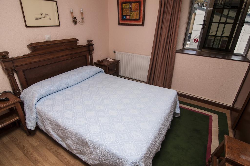 Riodeva Hotell Unquera Rom bilde