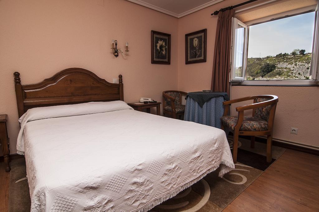 Riodeva Hotell Unquera Rom bilde