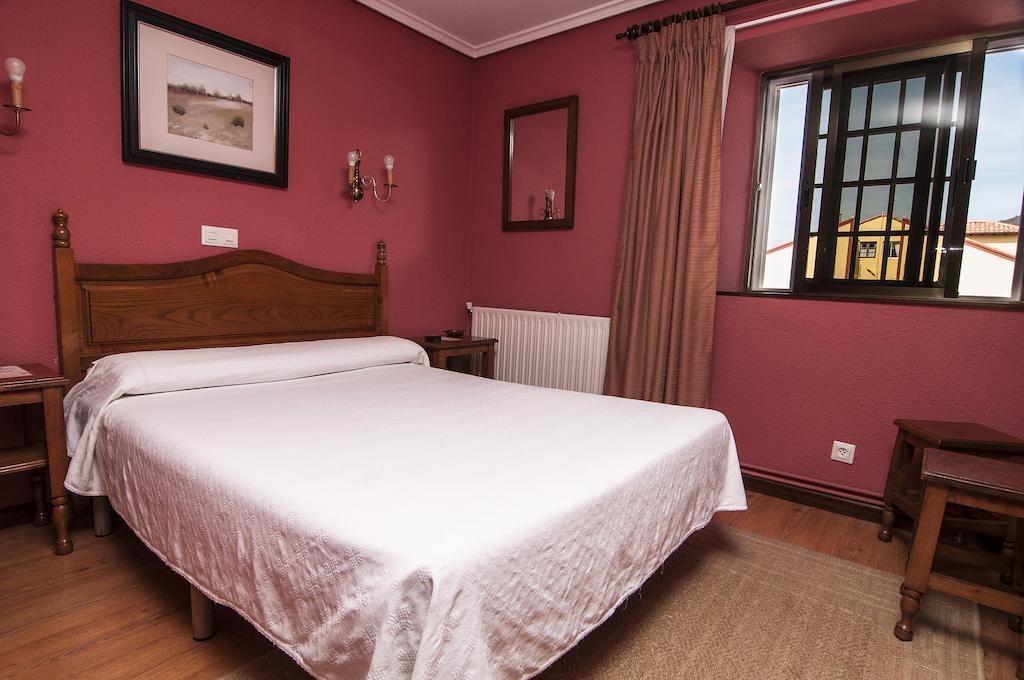 Riodeva Hotell Unquera Rom bilde